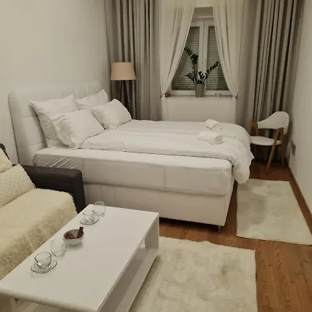 Dino Apartamento *